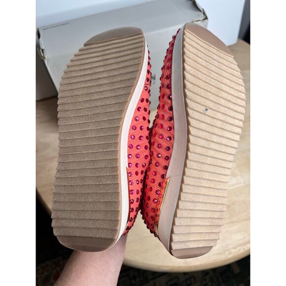 Kenneth Cole Reaction Rhinestone  Sneakers Coral  Pink Slip On NWB Size 5 - Picture 5 of 8